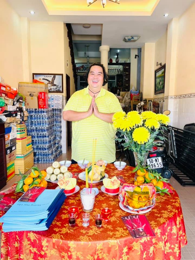 Sao Việt ồ ạt khoe mâm cúng hoành tráng ngày vía Thần Tài-10