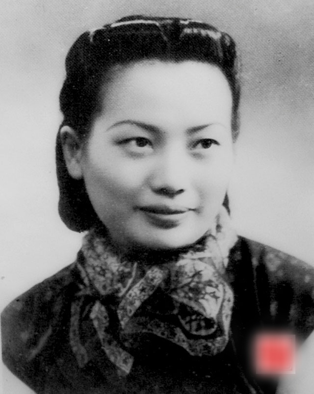 Mặc kệ vợ đau chuyển dạ, chồng kết hôn rùm beng với cô gái kém 12 tuổi, đến ngày gặp quả báo ân hận quay về lại được vợ vả mặt 8 chữ sâu cay-4