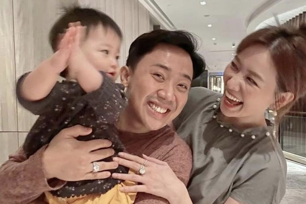 Hari Won diện váy rộng thùng thình che vòng 2 giữa tin đồn mang thai-3