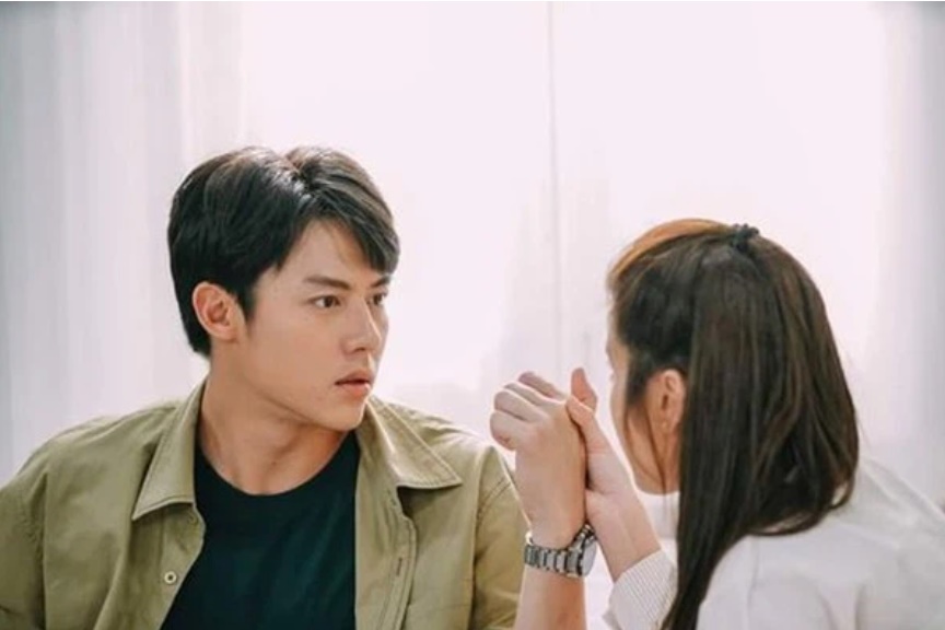 Vợ bệnh 20 ngày chồng đã bóng gió: Tình dục đối với đàn ông như không khí để thở”, cô vợ cười đưa ra một thứ khiến anh ta run rẩy” xin chừa-2