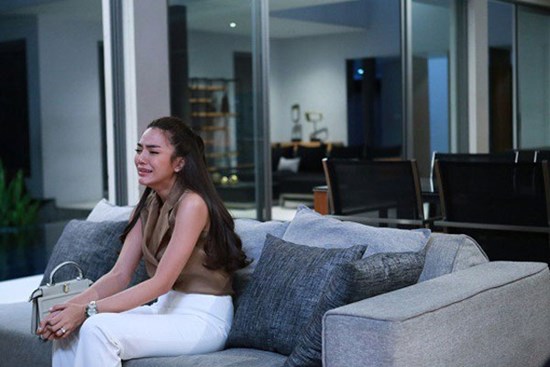 Gần tái hôn nhận được chiếc túi xách hàng hiệu kèm 4 từ, tôi khóc xin hủy cưới ngay