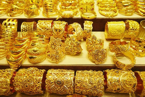 Giá vàng hôm nay 23/2: Bật lên từ đáy 7 tháng-2