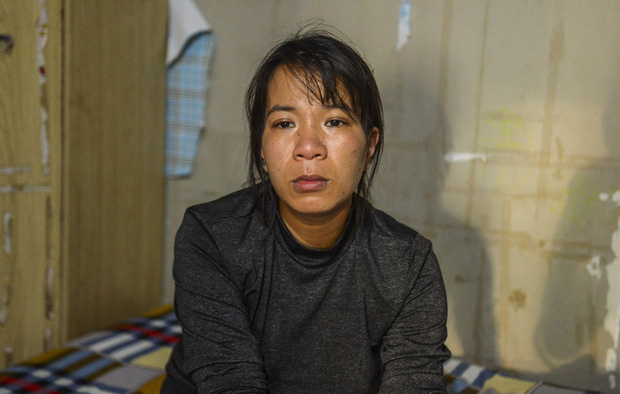 Mẹ bé gái 12 tuổi bị bạo hành, xâm hại tình dục ở Hà Nội: Vớ được cái gì ở ngoài đường là đánh nó bằng cái đấy-4