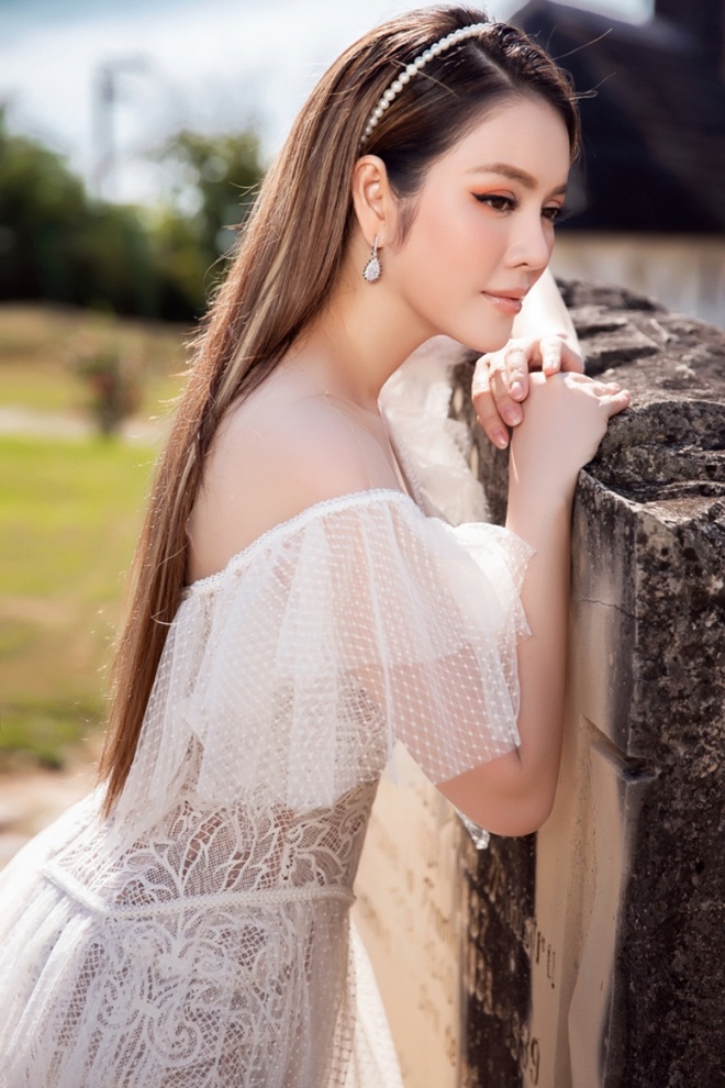 Vì sao Lý Nhã Kỳ tuổi U40 giàu có, xinh đẹp vẫn ế”?-2