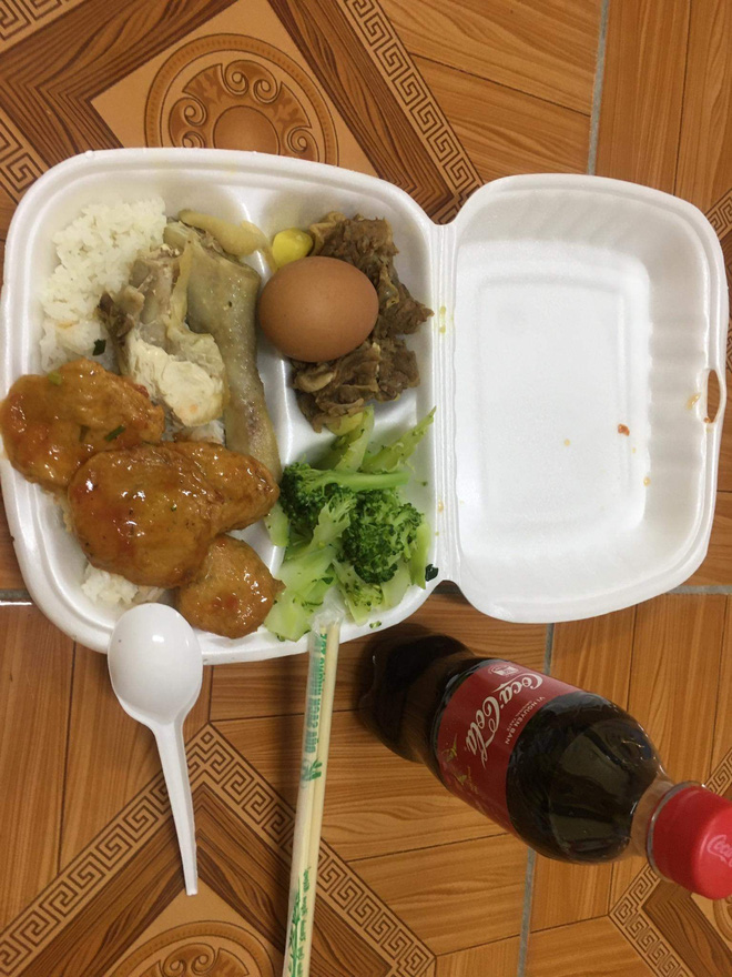 Lớp cấp 3 tại Hải Dương đón Tết trong khu cách ly: Đêm 30, nhiều bạn mếu máo nhớ nhà nhưng rồi mọi chuyện cũng sẽ qua!-5