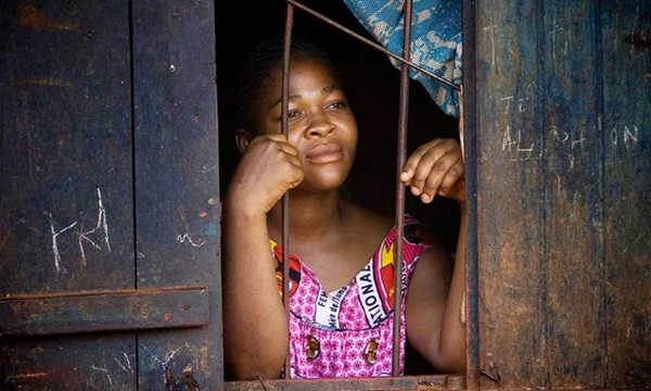 Bé gái bị sờ nắn bầu ngực, ngỡ hành vi tấn công tình dục nhưng là thứ hủ tục ghê rợn gây khiếp đảm đối với hàng ngàn phụ nữ-4