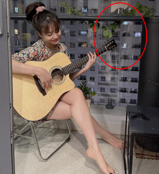 Hoàng Thùy Linh và Gil Lê lại lộ bằng chứng sống chung khi sơ ý bị phát hiện chi tiết này trong ảnh?-2