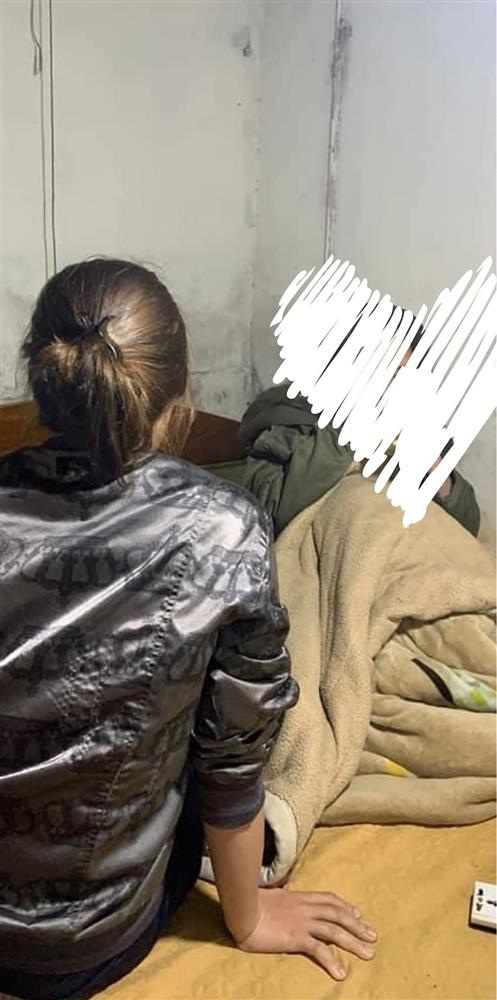 Xôn xao cô gái bị bố mẹ và em gái đuổi ra khỏi nhà vì 34 tuổi mà chưa kết hôn nên đã nhảy cầu tự tử-2