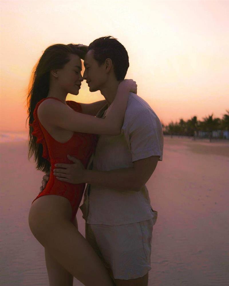 Sau sinh con, Hồ Ngọc Hà chăm diện áo tắm nhưng tuyệt nhiên chỉ mặc kiểu này, vì sao?-10