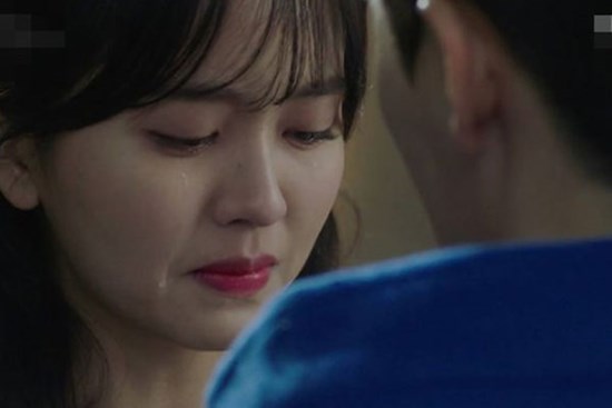 Trước khi rời tòa, vợ nghẹn ngào nói một câu khiến tôi hụt hẫng bất an vô cùng