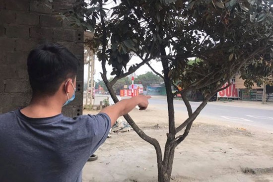 Nhân chứng bàng hoàng kể lại giây phút 8 người bị chém thương vong: 