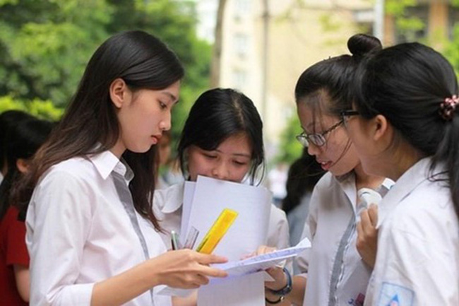 Phụ huynh Hà Nội lo lắng về quy định thay đổi khu vực tuyển sinh lớp 10: Thêm 2 phương án mới cho học sinh lựa chọn khi đăng ký nguyện vọng-2