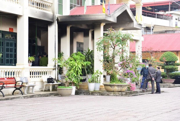 Sau tiếng nổ lớn, phát hiện kế toán trường học chết cháy trong phòng làm việc-1