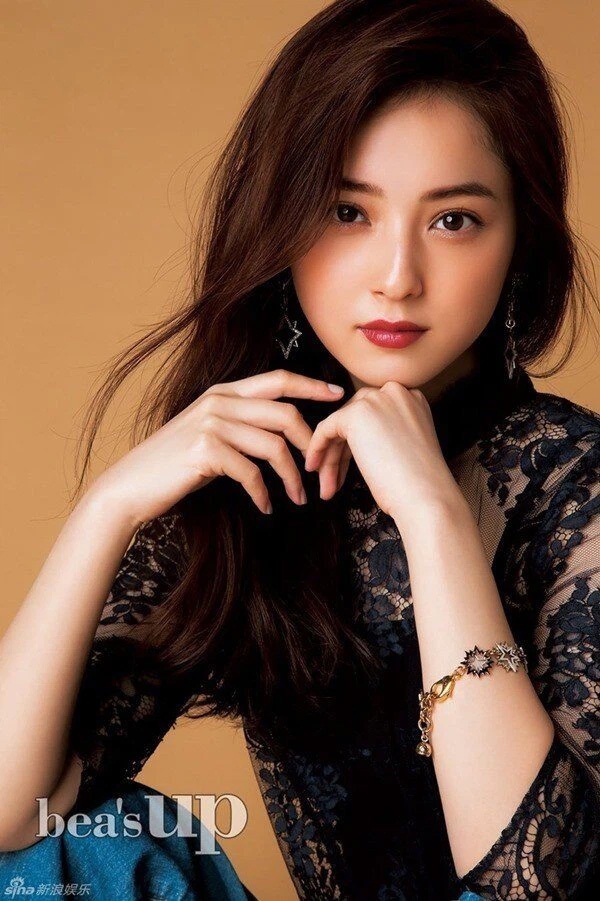 Ngoại tình 182 người, chồng sao Nhật đẹp nhất bị đuổi khỏi showbiz, phải mưu sinh ở chợ cá?-3