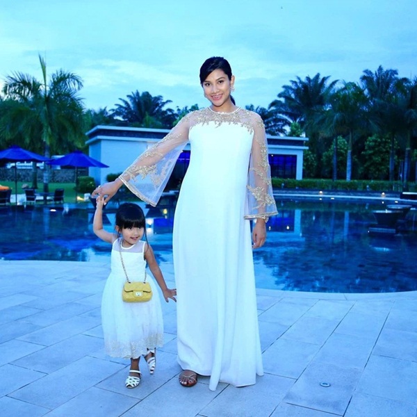 Thái tử phi vạn người mê của Malaysia: Nhan sắc khiến ai cũng xao xuyến cùng câu chuyện cổ tích yêu em từ cái nhìn đầu tiên-9