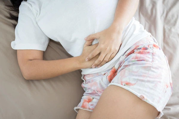 Phẫu thuật cứu bé gái 1 ngày tuổi mang khối u ổ bụng thai trong thai cực hiếm gặp-2