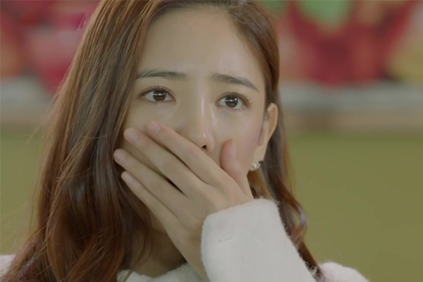 Đánh ghen hút 600 nghìn người xem sau ít phút đăng tải: Vợ bị chồng bắt quả tang tại giường và diễn biến không tin nổi trong cuộc đối thoại-1