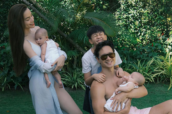 Hồ Ngọc Hà lần đầu tiên công khai vòng bụng chảy xệ sau 2 tuần sinh nở, nhìn đến ảnh hiện tại thì ai cũng trầm trồ-4