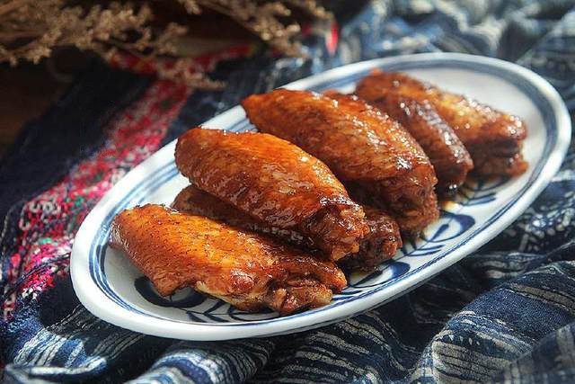 Tôi dùng Coca theo cách này vô cùng hữu ích, ai cũng xuýt xoa khen đồ ăn thì ngon vô đối còn nhà cửa sạch bong-2