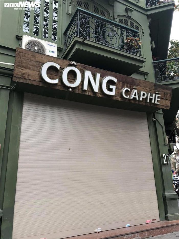 Hàng quán phố cổ Hà Nội nghỉ Tết kéo dài, khách sạn rao bán la liệt bằng tờ rơi-13