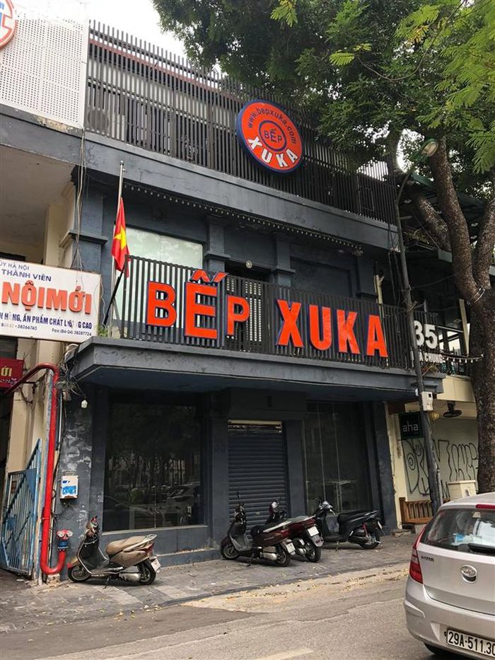 Hàng quán phố cổ Hà Nội nghỉ Tết kéo dài, khách sạn rao bán la liệt bằng tờ rơi-14