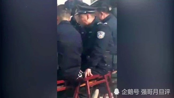 Thảm án chấn động Trung Quốc đầu năm mới: 4 người trong gia đình tử vong, 2 người con thoát chết, nghi trả thù vì bị cắm sừng-2