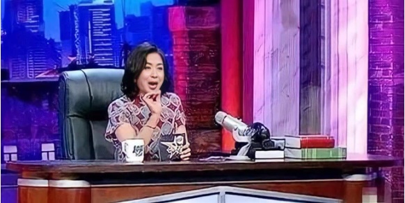 Con trai của MC chuyển giới nổi tiếng đi học bị bạn trêu: Mẹ mày từng là đàn ông”, cậu bé đáp đúng 1 câu khiến cả lớp im bặt-3