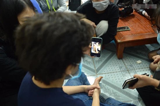 Tìm phương án đưa bé gái 12 tuổi bị mẹ đẻ và nhân tình bạo hành, xâm hại và các em vào trung tâm bảo trợ xã hội