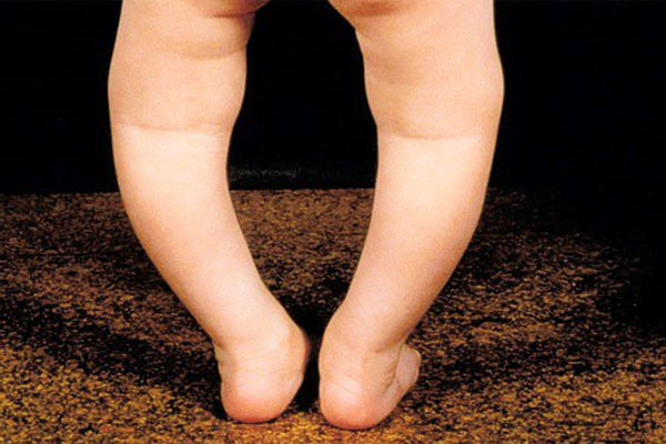 Những thói quen cực kỳ nguy hiểm cho trẻ sơ sinh mà bố mẹ nào cũng mắc phải hàng ngày, nghiêm trọng nhất là hành động số 2-7