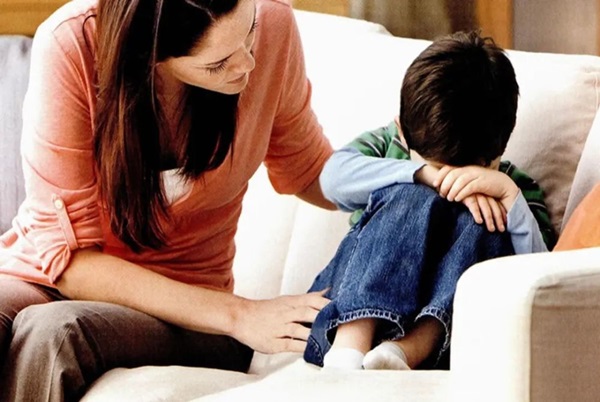 Cha mẹ có nên phóng đại con mình thông minh hơn con nhà người ta không? Đừng dùng những từ này để đánh lừa nhận thức của trẻ-1