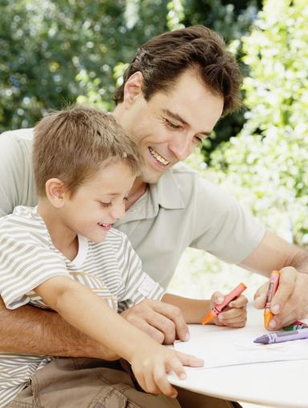 Cha mẹ có nên phóng đại con mình thông minh hơn con nhà người ta không? Đừng dùng những từ này để đánh lừa nhận thức của trẻ-4