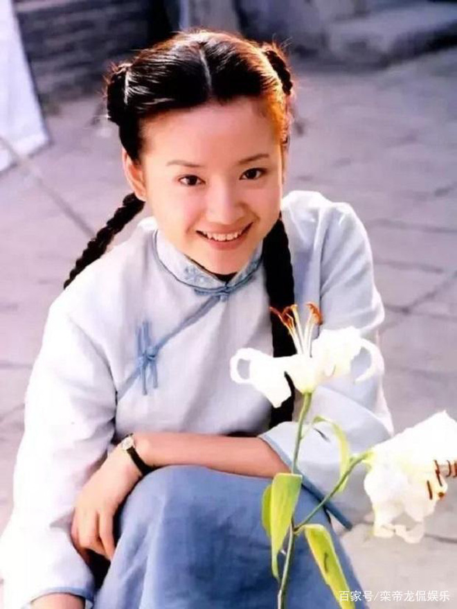 Đổng Khiết: Từ ngọc nữ thanh thuần đến trà xanh mưu mô hãm hại chồng cũ và cái kết không thể vực dậy nổi trong Cbiz-5