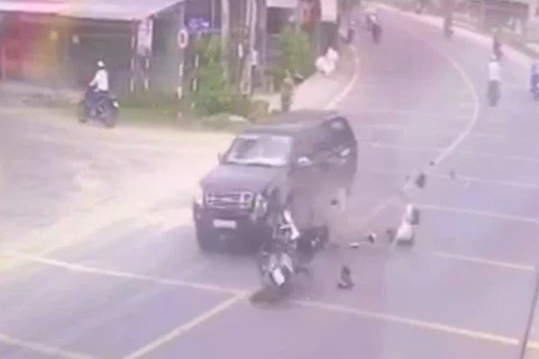Đau thương bao trùm ngôi nhà của nữ cán bộ y tế tử vong trên đường đi trực chốt-5