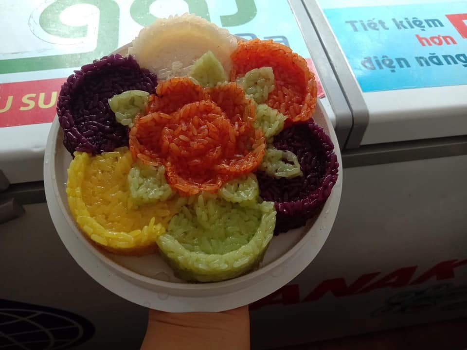 Xôi ngũ sắc phúc lộc cúng Rằm tháng Giêng đắt hàng-2