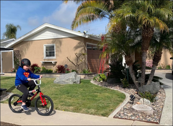 Vợ cũ Bằng Kiều dìm hàng cậu út ngủ gật khi học online, tình trạng chung khiến nhiều mẹ cũng lắc đầu, bó tay-3