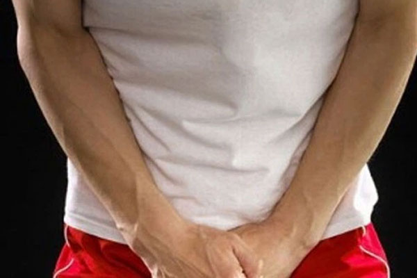 Gãy dương vật vì quan hệ sai tư thế-1