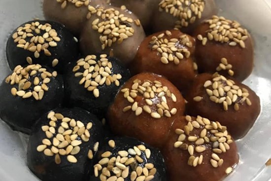 Bánh trôi gạo lứt, hàng chay giá chát ngày Rằm ăn kiêng