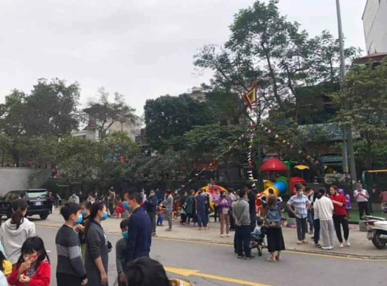Hà Nội: Cháy chung cư Mipec Long Biên, người dân hốt hoảng tháo chạy-2