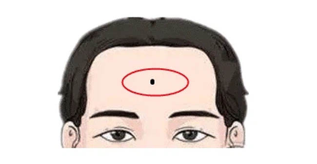 Phụ nữ sở hữu nốt ruồi ở 3 vị trí này thì hãy cứ yên tâm, đời này không lo cơm áo gạo tiền, mỗi năm cuộc sống đều thăng hoa-2