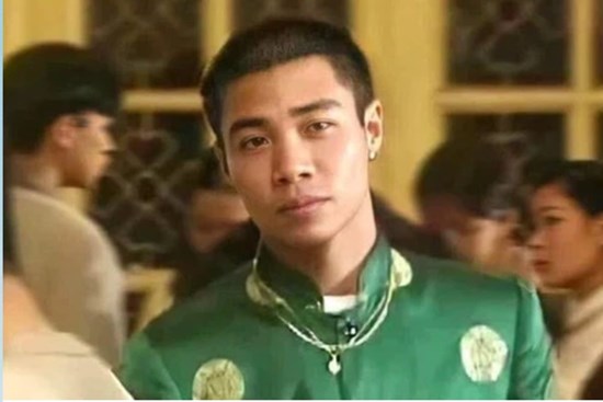 NSND Công Lý gây bão MXH với ảnh soái ca thời trẻ: Tưởng đâu tài tử Hồng Kông, bà xã tới tấp khen 