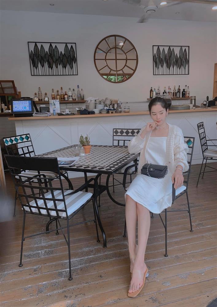 Bông hậu ồn ào nhất Vbiz, Nam Em lột xác với street style đẹp quên sầu khiến dân tình phải ngỡ ngàng-5