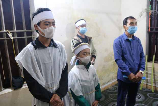 Đau thương bao trùm ngôi nhà của nữ cán bộ y tế tử vong trên đường đi trực chốt-1