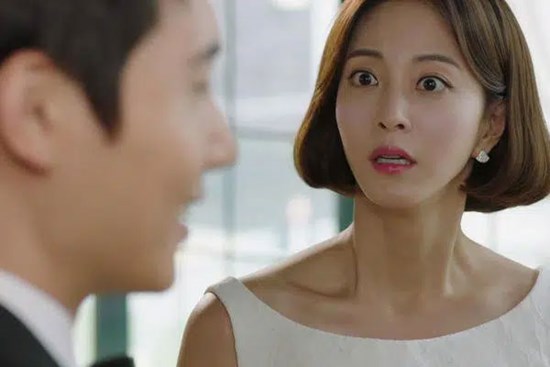 Tỉnh dậy sau cơn say, tôi hốt hoảng khi thấy hàng chục cuộc gọi nhỡ và tin nhắn ai oán của vợ: 
