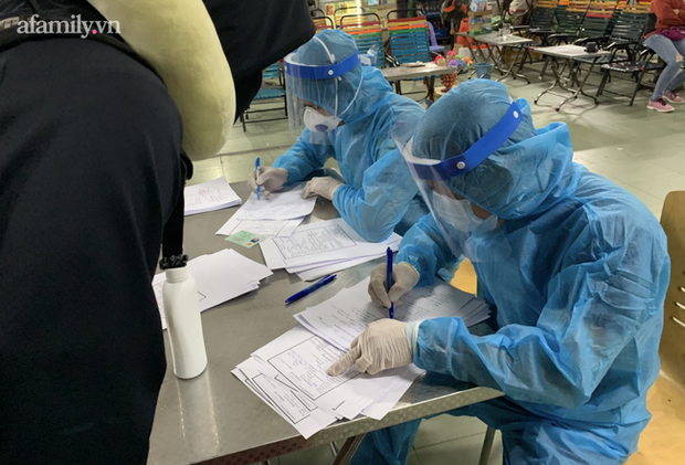 Người đàn ông dương tính SARS-CoV-2 ở Bạc Liêu tiếp xúc nhiều người khi ở quán ăn, bệnh viện, truy vết được 31 F1-2