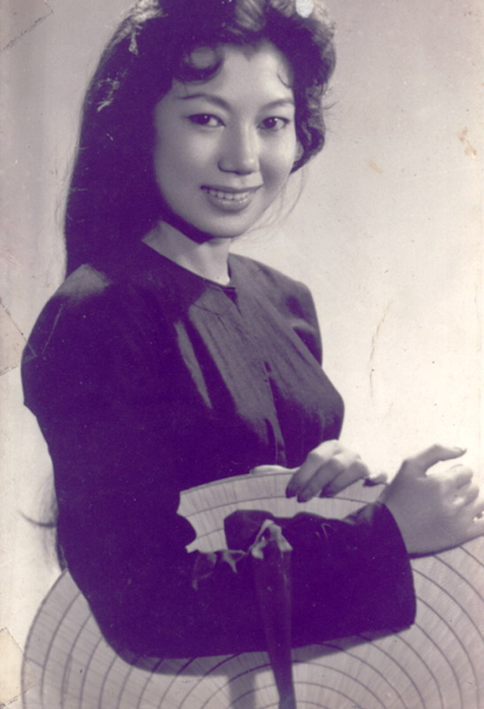 NSND Kim Cương, người hỗ trợ nghệ sĩ Thương Tín có gia thế khủng cỡ nào?-4