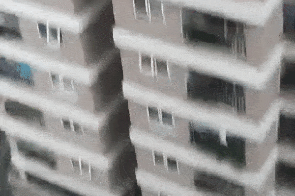 Vụ bé gái rơi từ tầng 12 chung cư: Loạt hot mom bức xúc vì phụ huynh không làm lưới chắn, chỉ thêm ra cả chục nơi nguy hiểm ngay trong nhà bố mẹ phải chú ý-7