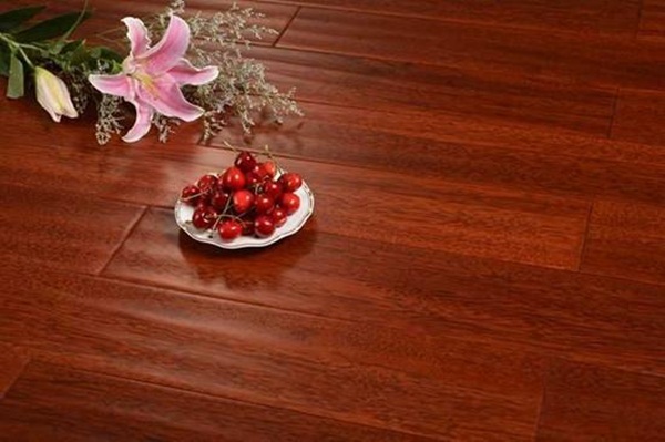 Làm thế nào để sàn nhà không bị ẩm ướt khi trời nồm? 8 cách này sẽ giúp bạn giải quyết nỗi lo-2