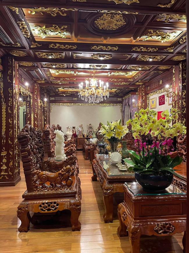 Từng vay nợ, ở lán tạm bợ, đại gia sắt vụn giờ sống trong biệt thự 300 tỷ giữa Hà Nội, nội thất nhìn mà choáng váng-9