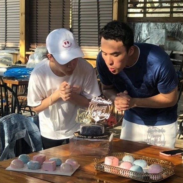 Vợ ba Vua sòng bài Macau đón sinh nhật 1 mình, con gái đăng ảnh cũ mừng tuổi mẹ khiến dân mạng xuýt xoa: Hà Hồng Sân si mê bà là đúng!-5