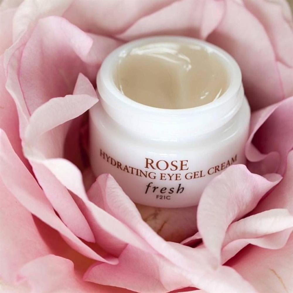 6 sản phẩm được chính bác sĩ da liễu kê đơn, chị em tuổi U40 muốn có làn da 100% căng mướt nên dùng càng sớm càng tốt-4